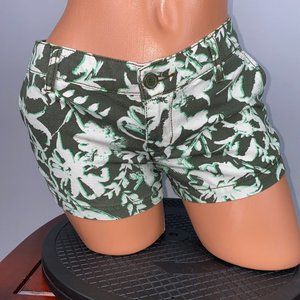Mossimo Supply Co. Juniors 5 Fit 6 Floral Abstract Shorts Actual W 30.5 x I 2